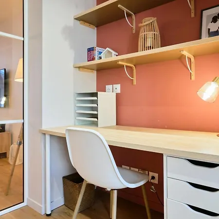 With Parking In The Heart Of Old Apartamento Lille