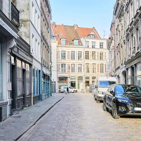 With Parking In The Heart Of Old *