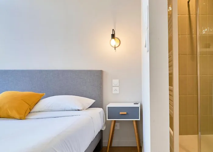 Appartement With Parking In The Heart Of Old