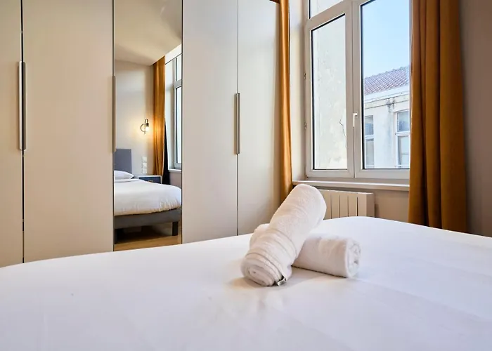 Appartement With Parking In The Heart Of Old *